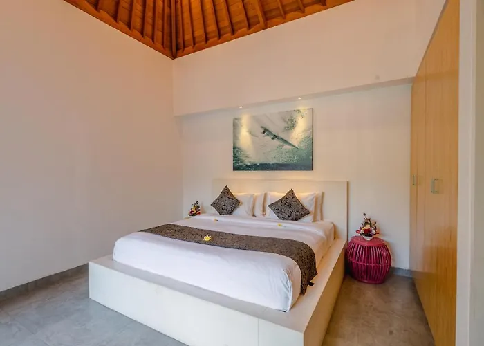Becca 4 Bedroom At Near To The Villa