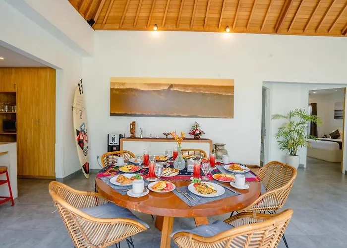 Becca 4 Bedroom At Near To The *