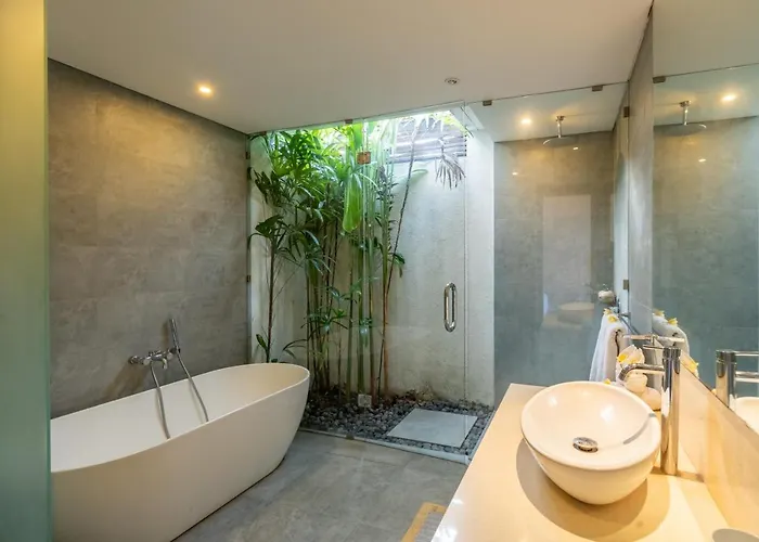 Villa Becca 4 Bedroom At Near To The Seminyak
